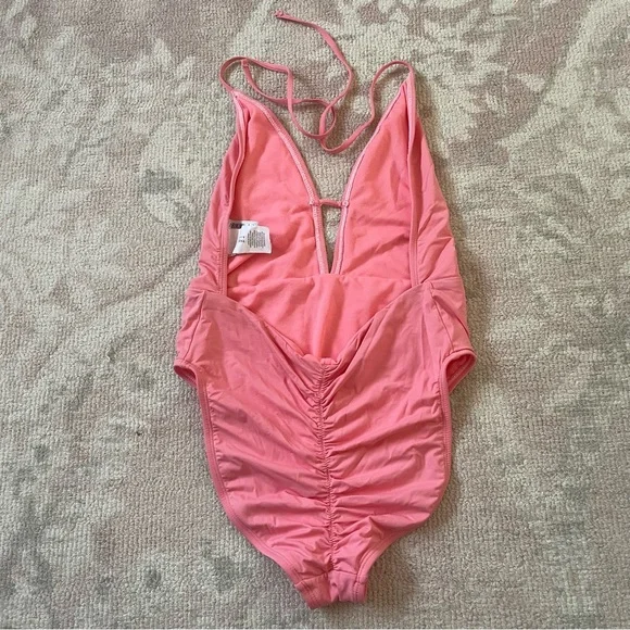 Bikini Lab One Piece - Picture 3 of 4